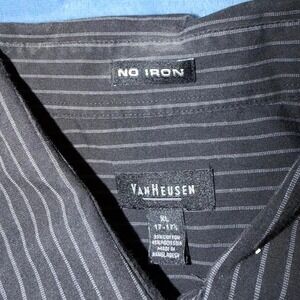 Van Heusen black & white striped button up shirt Size XL